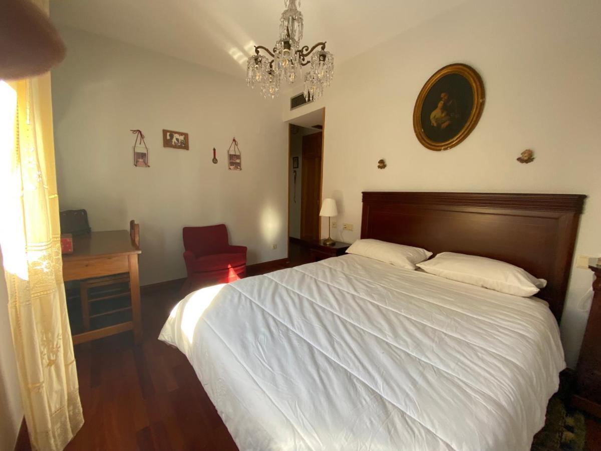 Acogedor Piso Con Parking Santa Justa Apartman Sevilla Kültér fotó