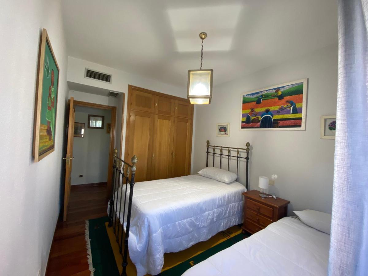 Acogedor Piso Con Parking Santa Justa Apartman Sevilla Kültér fotó