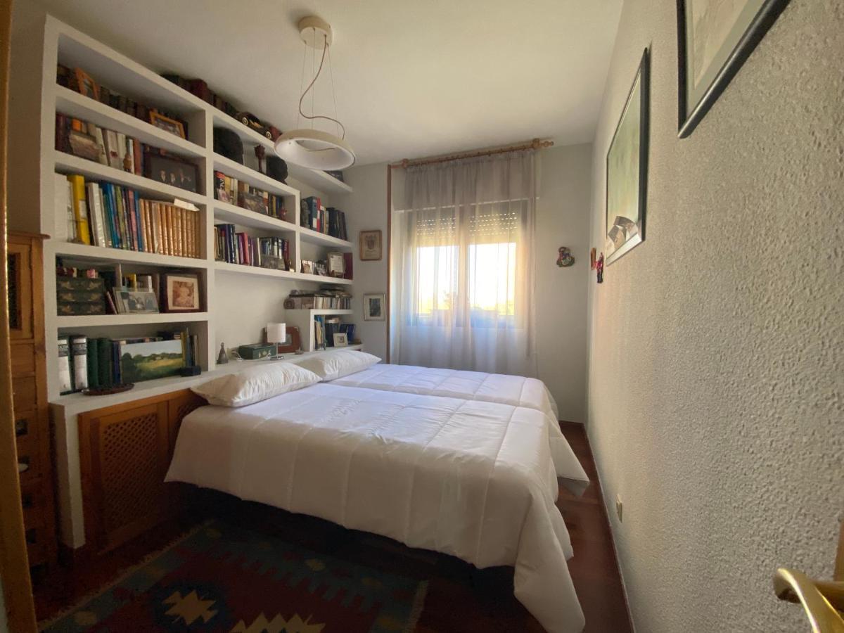 Acogedor Piso Con Parking Santa Justa Apartman Sevilla Kültér fotó