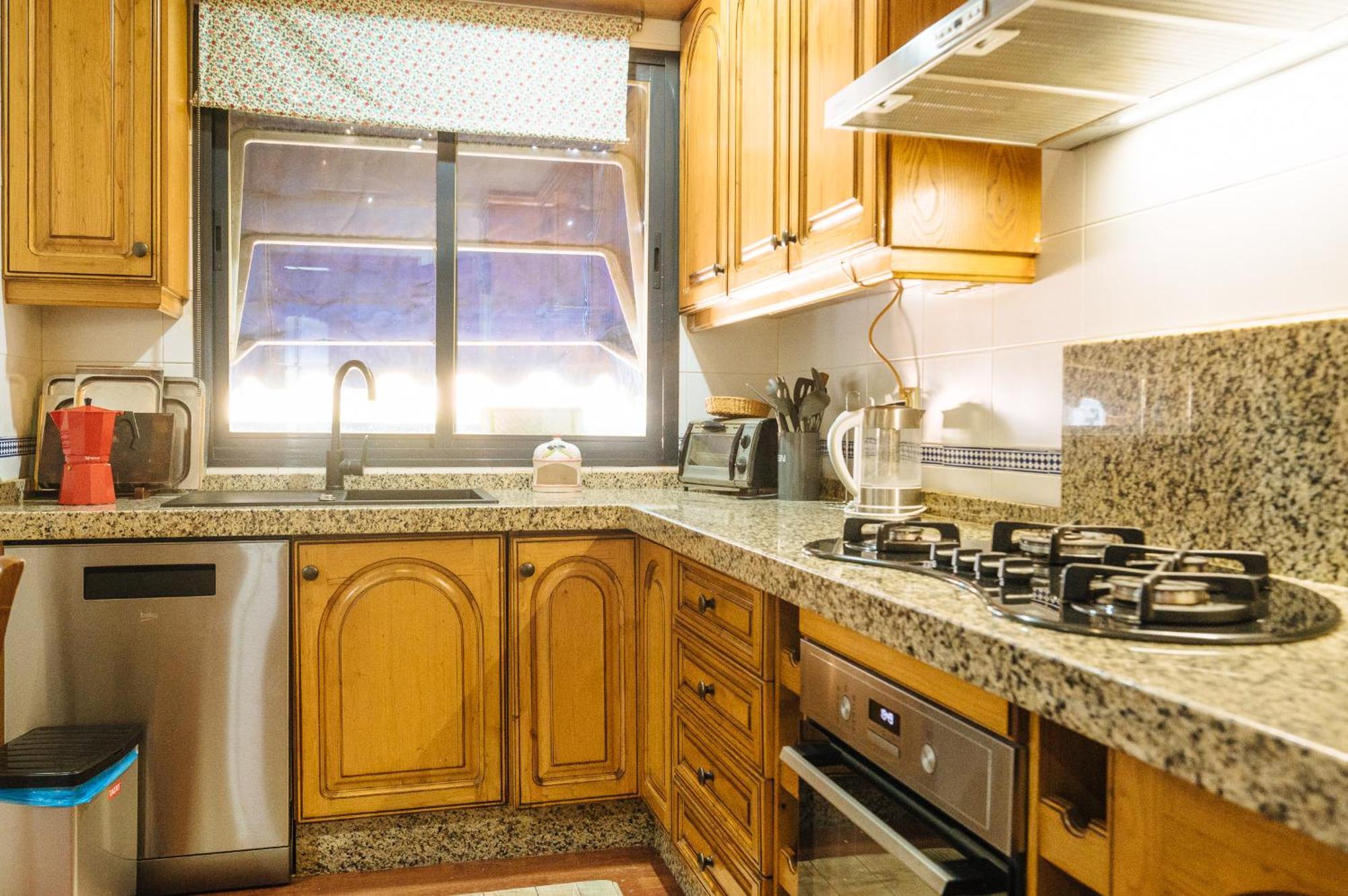 Acogedor Piso Con Parking Santa Justa Apartman Sevilla Kültér fotó