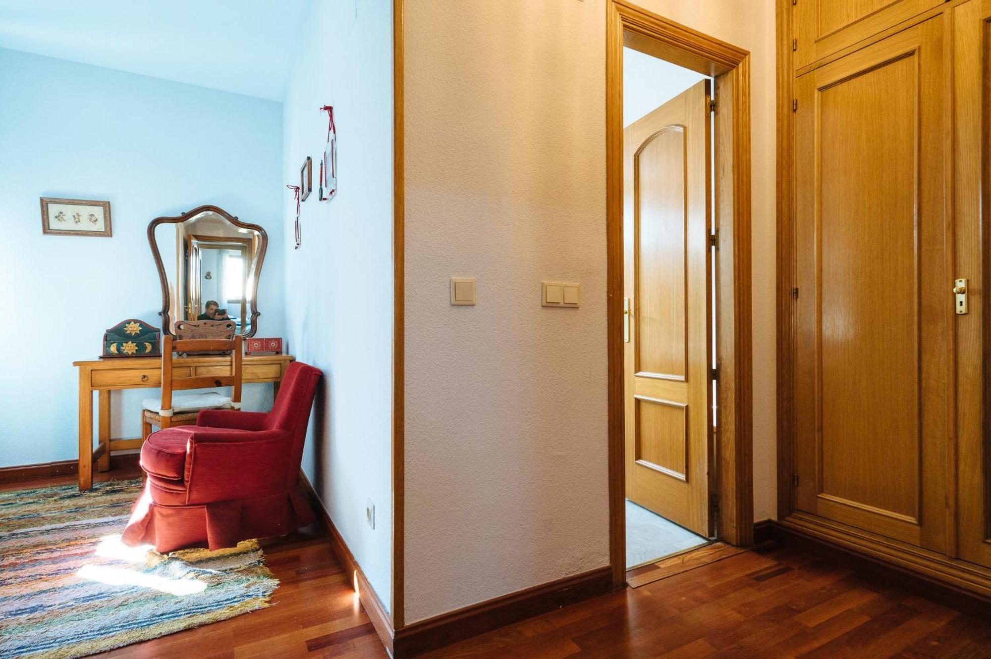 Acogedor Piso Con Parking Santa Justa Apartman Sevilla Kültér fotó