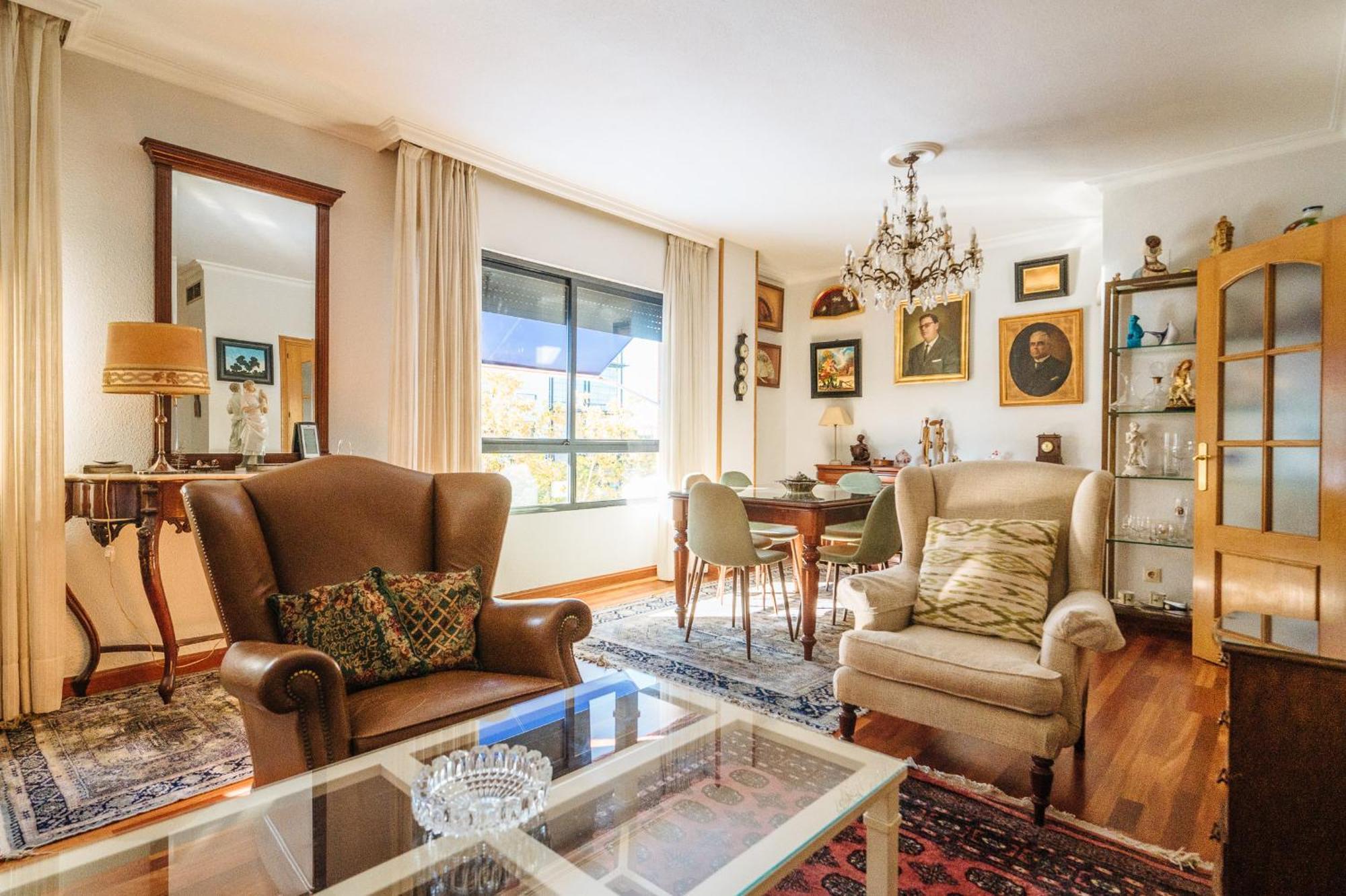Acogedor Piso Con Parking Santa Justa Apartman Sevilla Kültér fotó